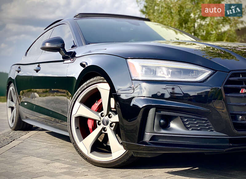 Купе Audi S5 2019 в Киеве