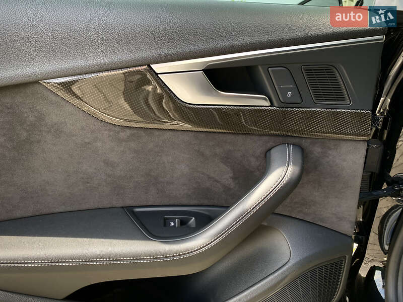 Купе Audi S5 2019 в Киеве