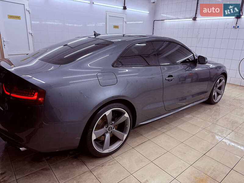 Купе Audi S5 2015 в Киеве фото Купе Audi S5 2015 в Киеве