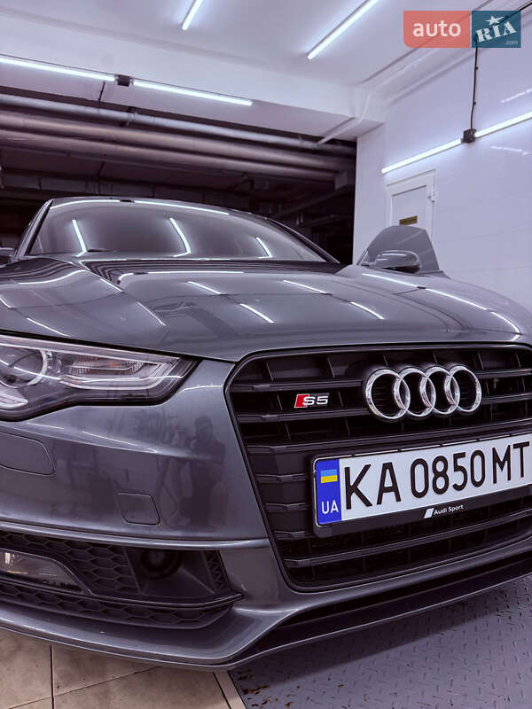 Купе Audi S5 2015 в Киеве фото 10 Купе Audi S5 2015 в Киеве