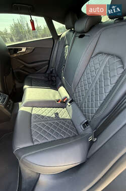Лифтбек Audi S5 2024 в 