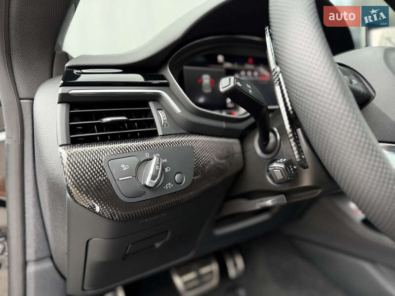 Купе Audi S5 2022 в Львове