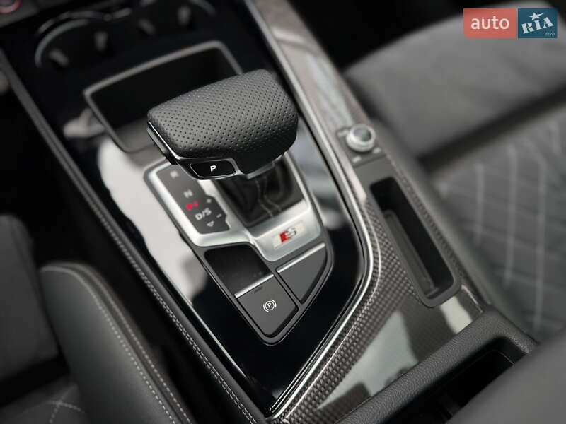 Купе Audi S5 2022 в Львове