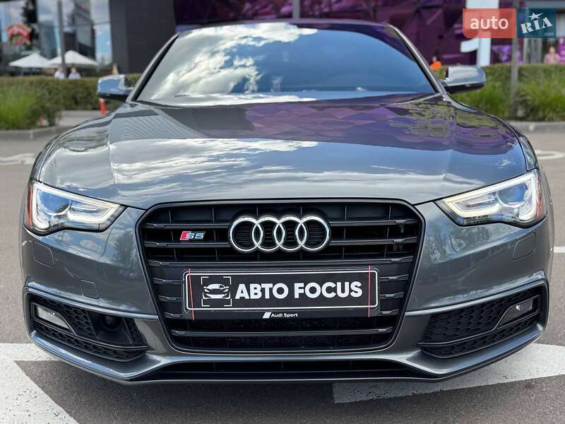 Купе Audi S5 2015 в Киеве