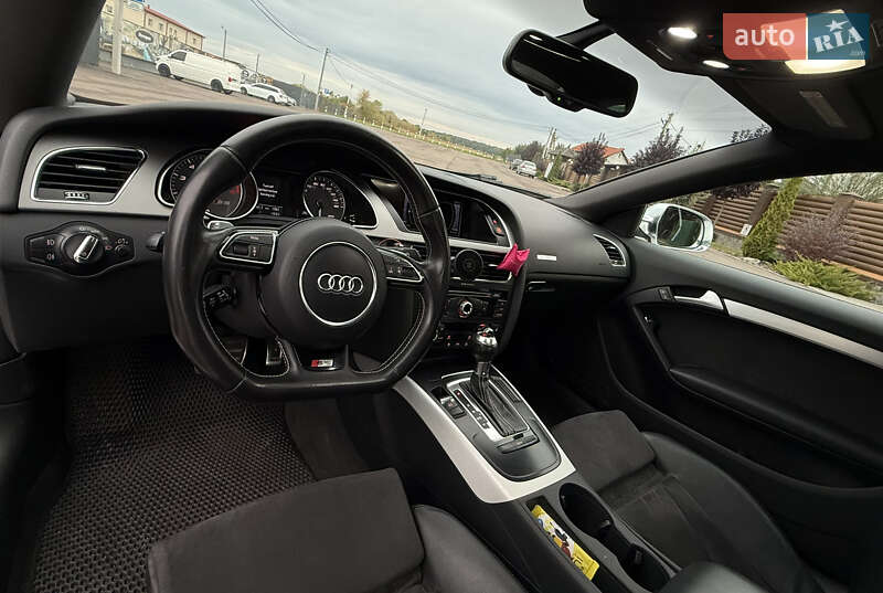 Купе Audi S5 2012 в Киеве