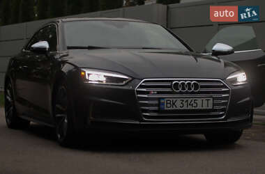 Купе Audi S5 2017 в Киеве
