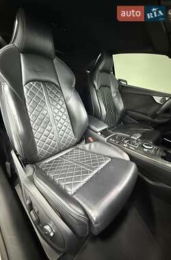 Кабриолет Audi S5 2017 в 
