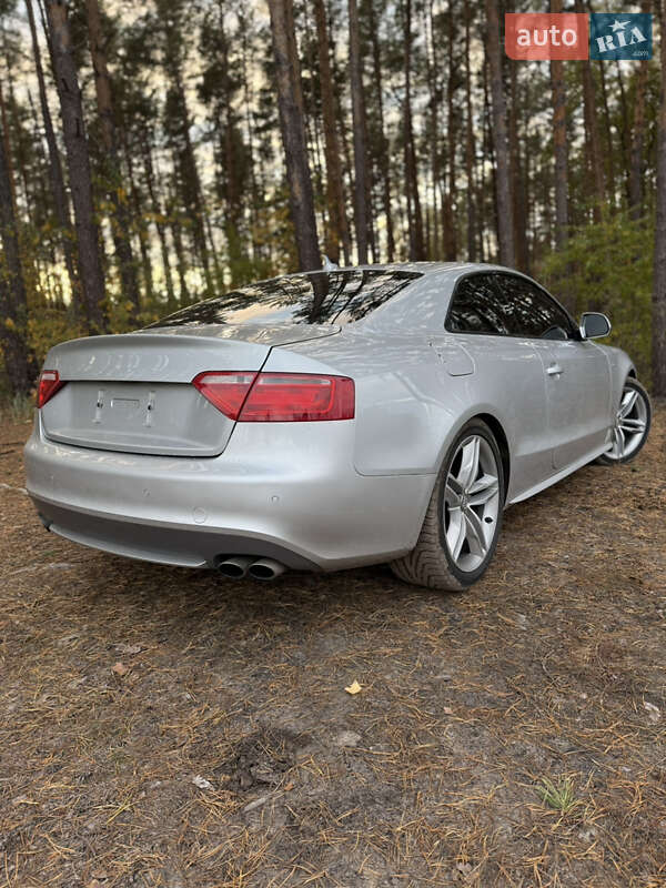 Купе Audi S5 2008 в Киеве