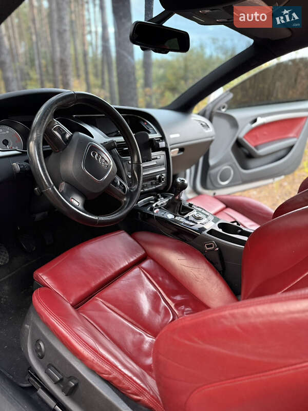 Купе Audi S5 2008 в Киеве