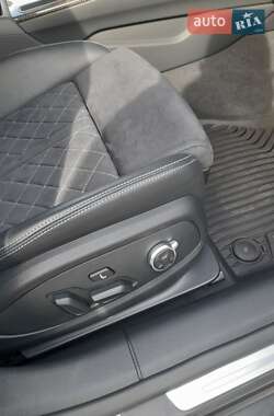 Купе Audi S5 2022 в 
