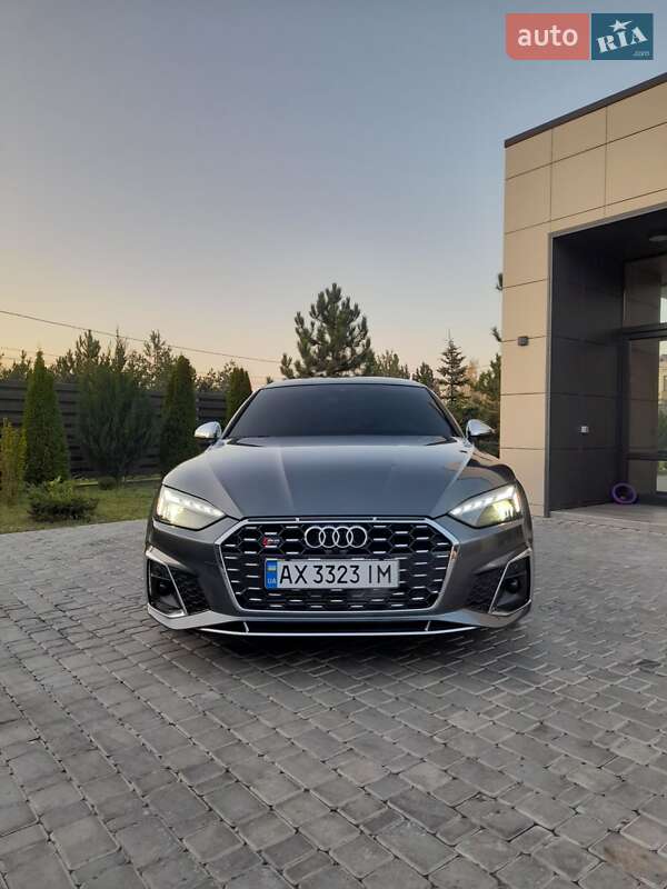 Купе Audi S5 2022 в Харкові