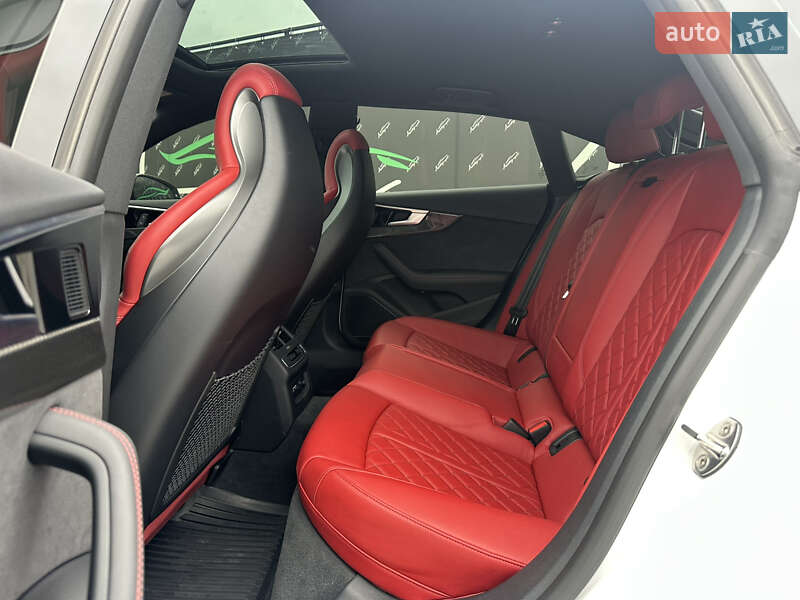 Лифтбек Audi S5 2024 в Киеве фото 19 Лифтбек Audi S5 2024 в Киеве