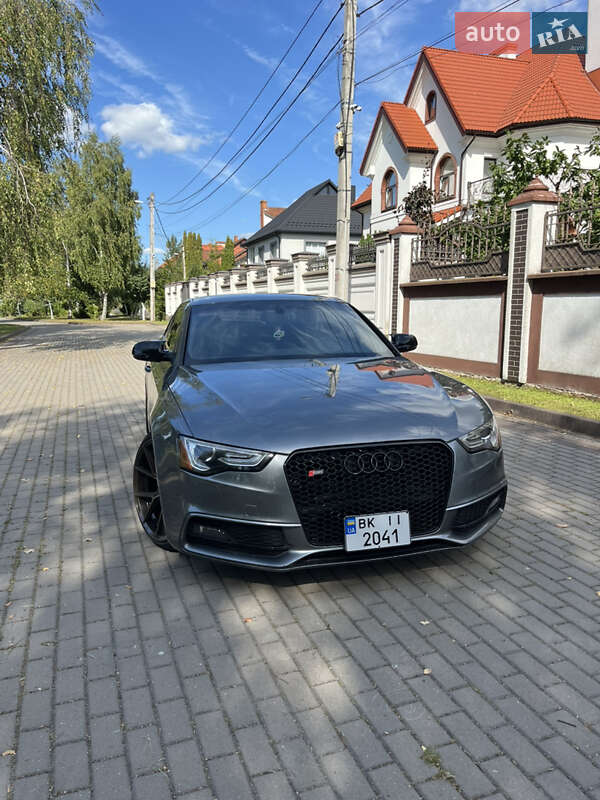 Купе Audi S5 2013 в Рівному