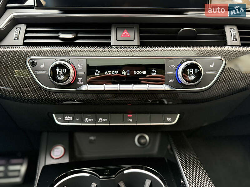 Купе Audi S5 2023 в Черновцах