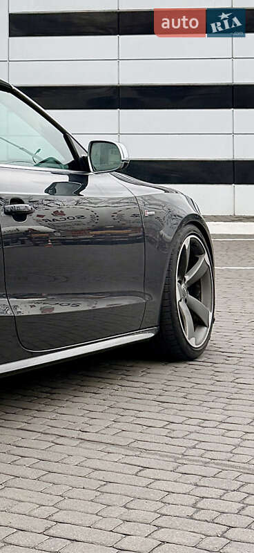 Кабріолет Audi S5 2015 в Києві