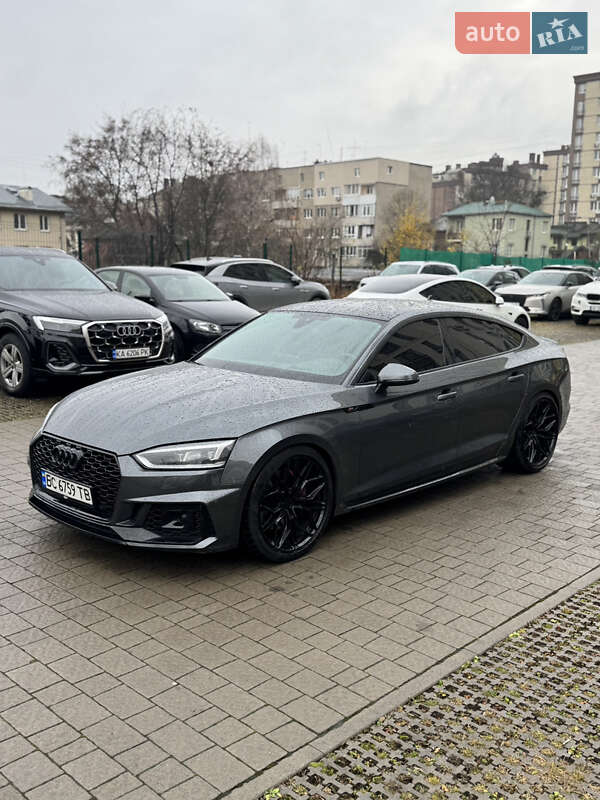 Купе Audi S5 2017 в Львові фото Купе Audi S5 2017 в Львові