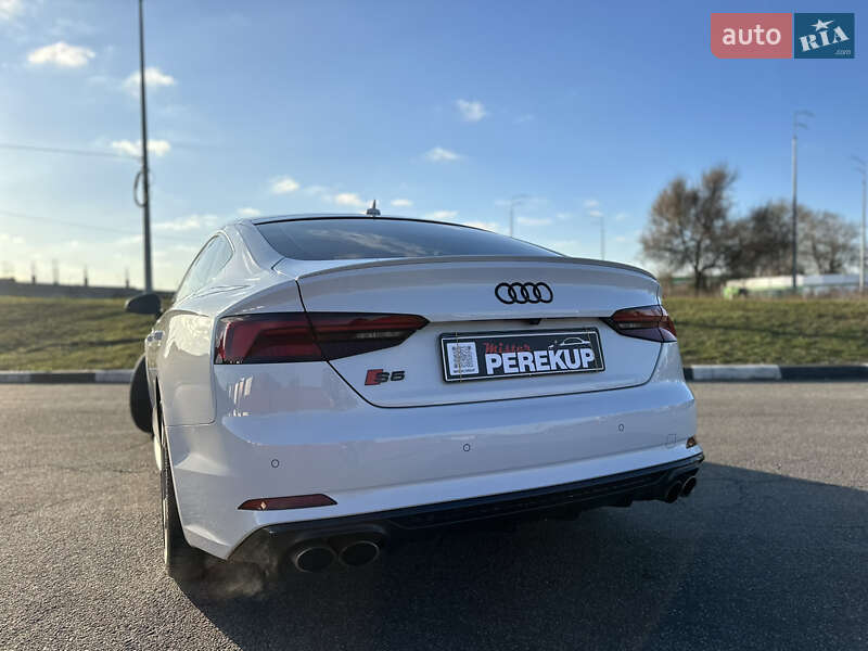 Купе Audi S5 2019 в Киеве