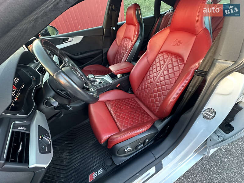 Купе Audi S5 2019 в Киеве