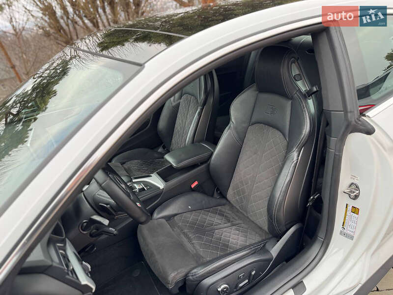 Купе Audi S5 2018 в Черновцах