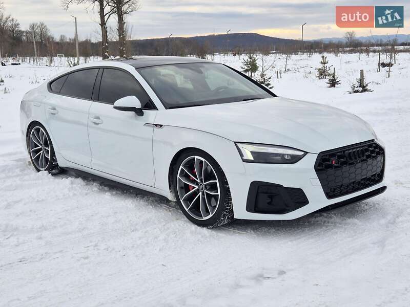 Купе Audi S5 2019 в Коломые