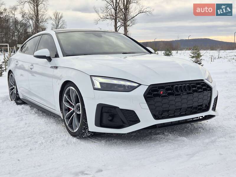 Купе Audi S5 2019 в Коломые