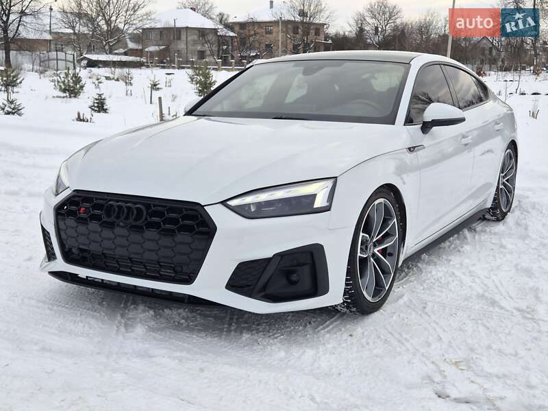 Купе Audi S5 2019 в Коломые