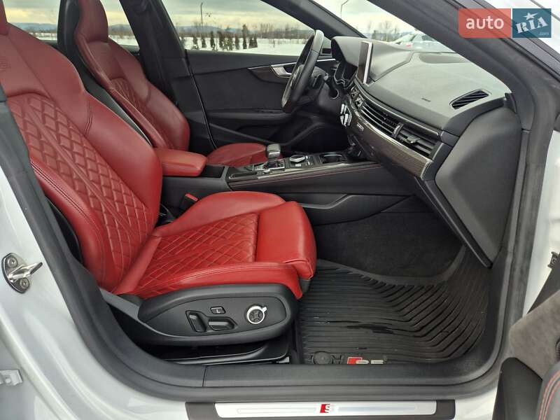 Купе Audi S5 2019 в Коломые