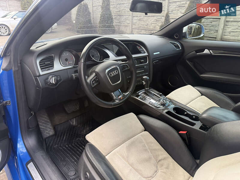 Купе Audi S5 2009 в Львове