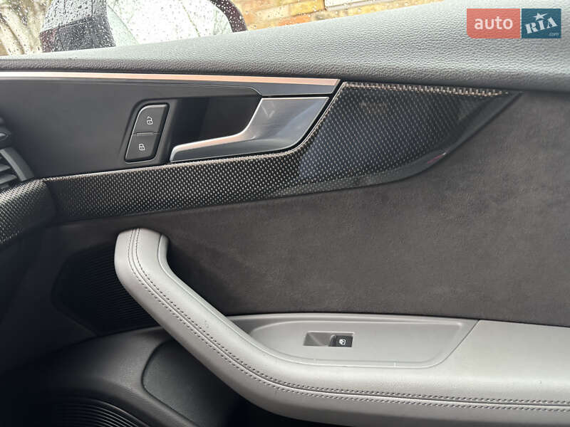 Купе Audi S5 2018 в Киеве