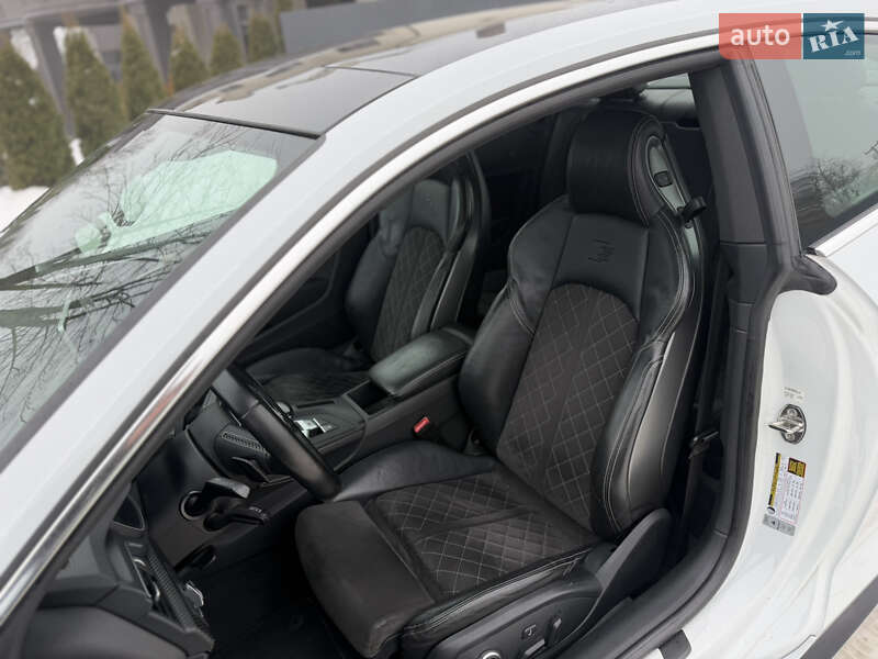Купе Audi S5 2018 в Черновцах