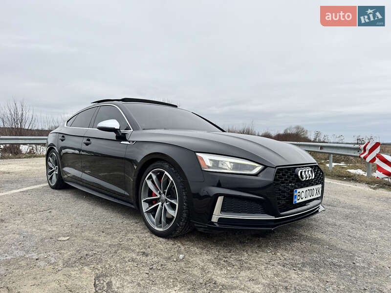 Купе Audi S5 2018 в Львові