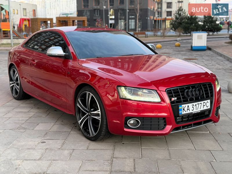 Купе Audi S5 2008 в Киеве