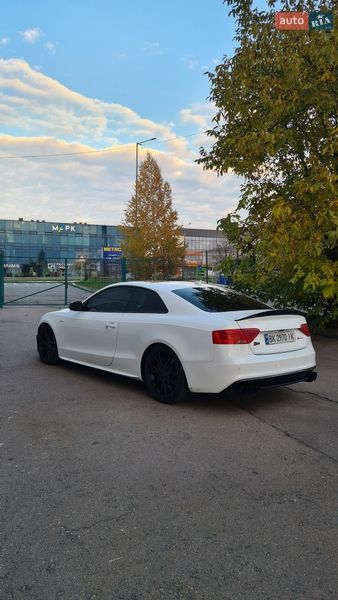 Купе Audi S5 2014 в Рівному