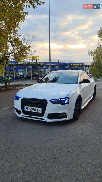 Купе Audi S5 2014 в Рівному
