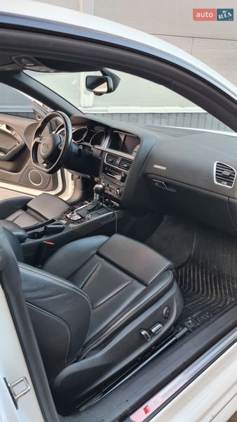Купе Audi S5 2014 в Рівному