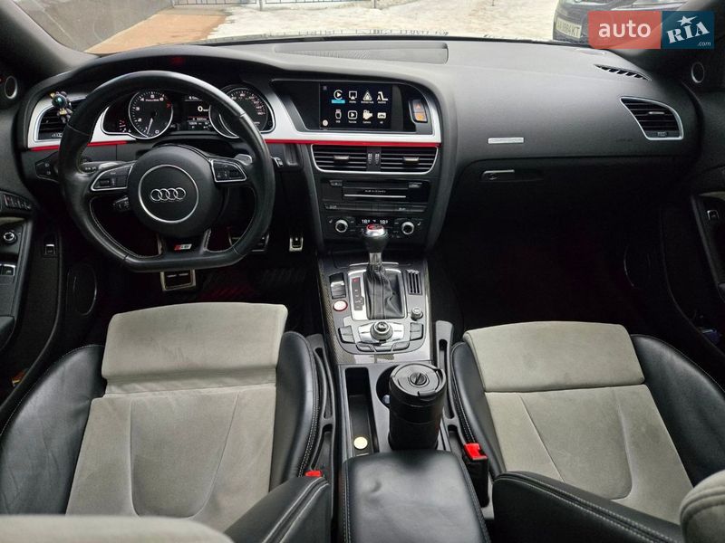 Купе Audi S5 2015 в Киеве