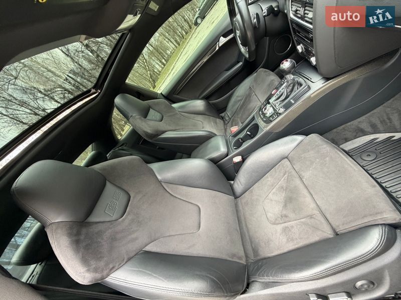 Купе Audi S5 2013 в Тернополі