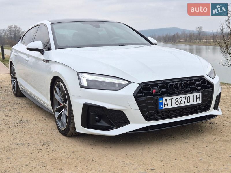 Купе Audi S5 2019 в Коломые