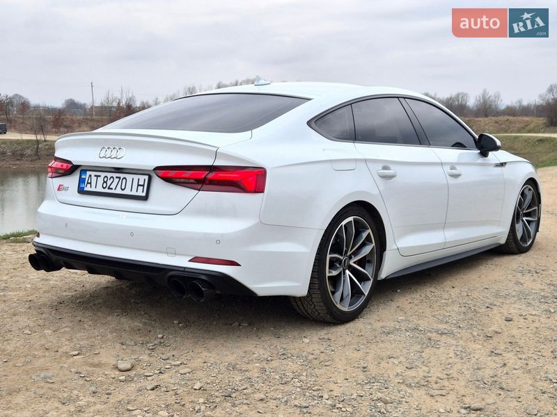 Купе Audi S5 2019 в Коломые