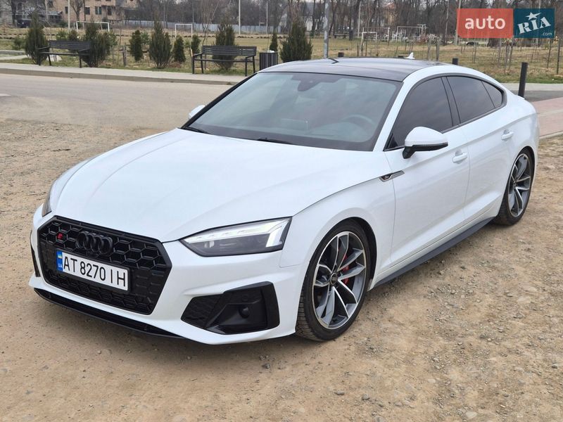 Купе Audi S5 2019 в Коломые