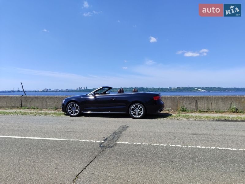 Кабріолет Audi S5 2013 в Києві фото 8 Кабріолет Audi S5 2013 в Києві