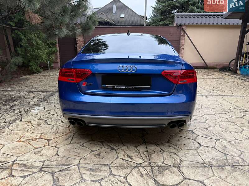 Купе Audi S5 2016 в Киеве фото 8 Купе Audi S5 2016 в Киеве