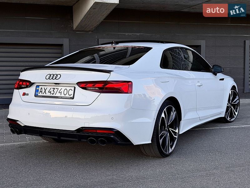 Купе Audi S5 2023 в Киеве