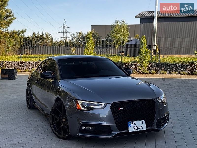 Купе Audi S5 2013 в Луцьку