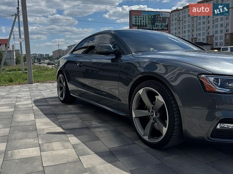 Купе Audi S5 2015 в Киеве