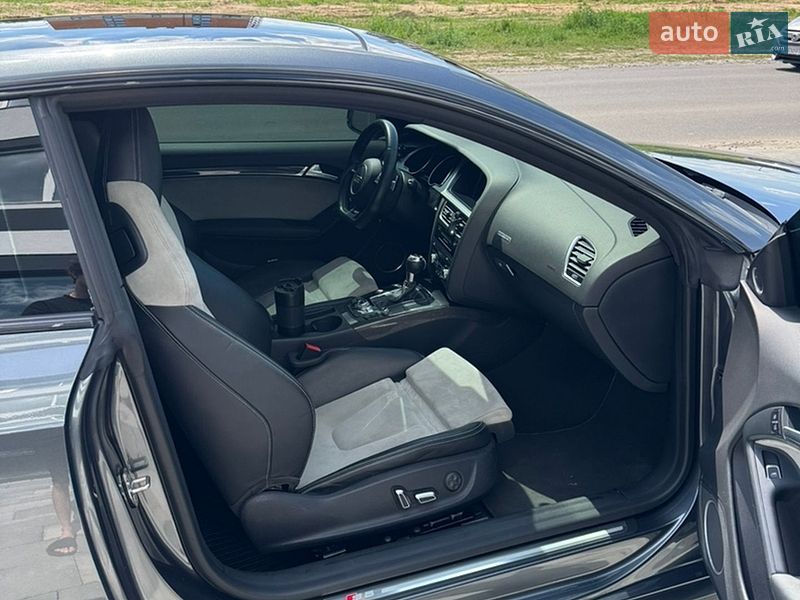 Купе Audi S5 2015 в Киеве