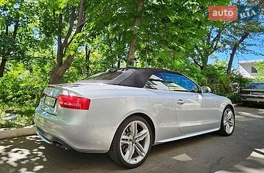 Кабріолет Audi S5 2010 в Таїрове