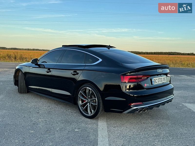 Купе Audi S5 2018 в Львове