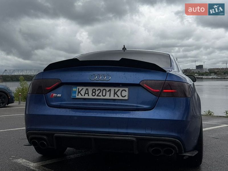 Купе Audi S5 2016 в Киеве