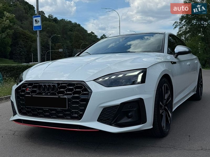 Audi S5 2024